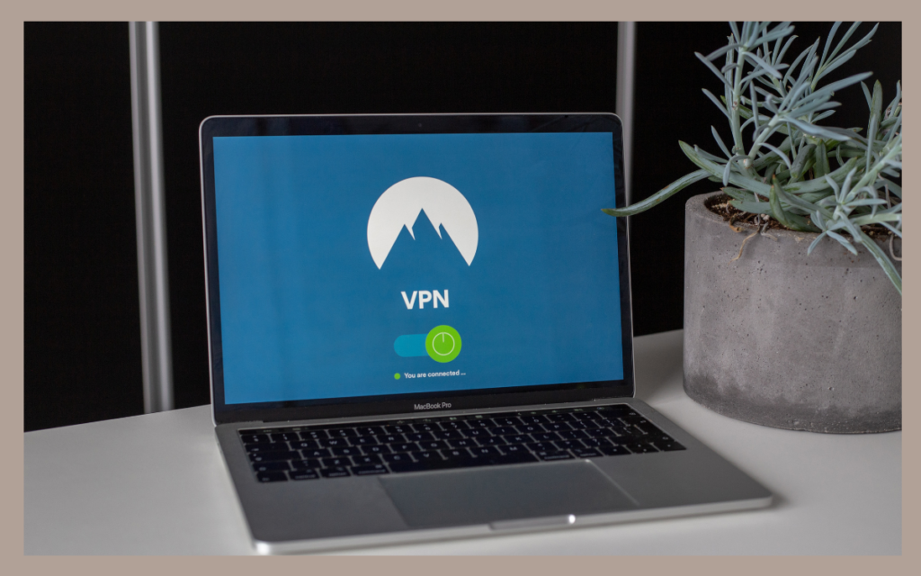 VPNを使えば海外赴任先からNetflixが見れる